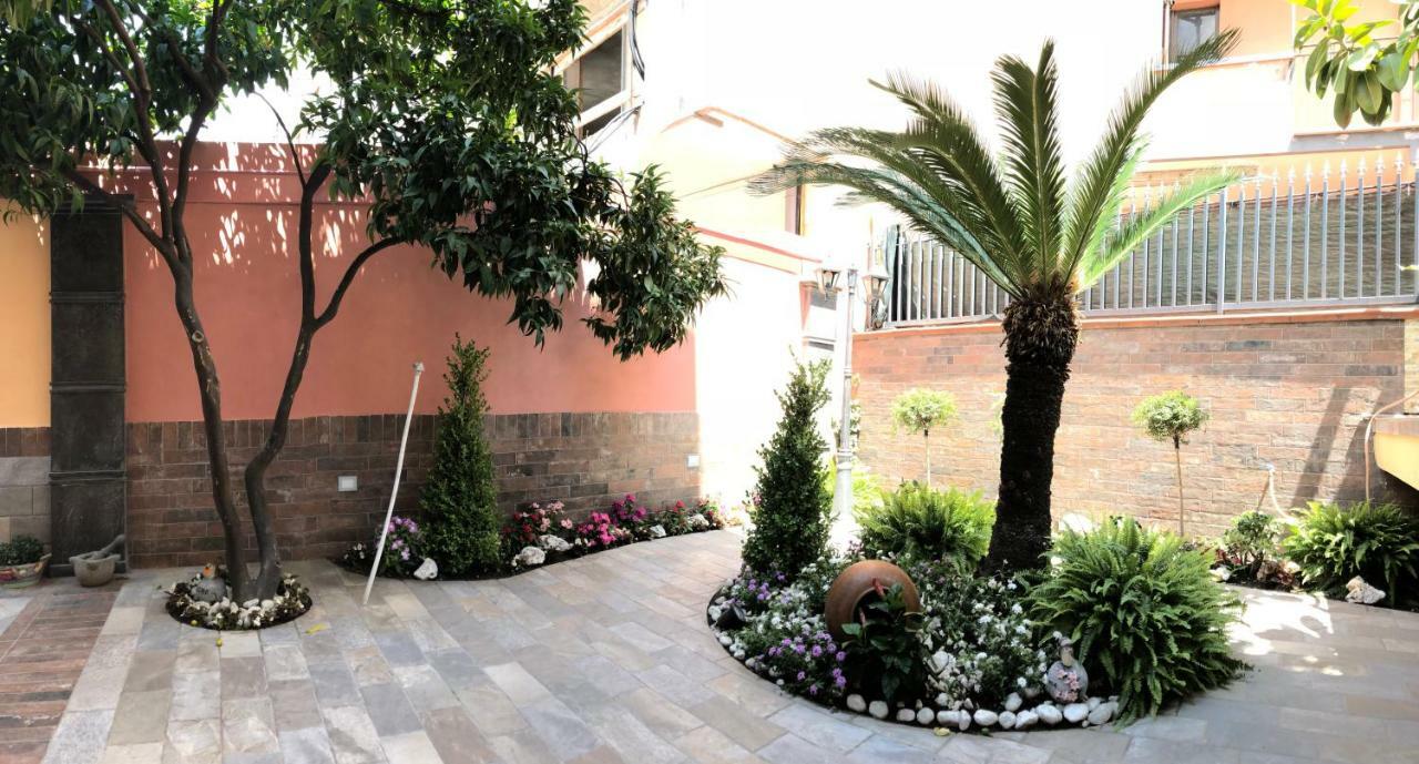 Happy House Vesuvio San Giuseppe Vesuviano Exterior foto